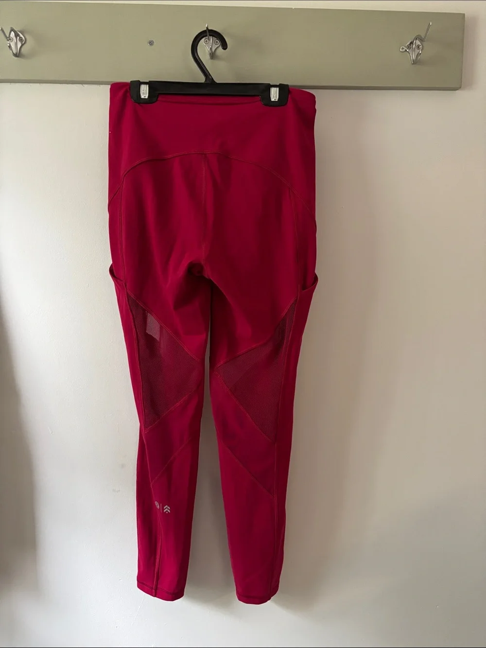 lululemon athletica Bright Pink High-Rise Mesh Pocket Leggings - Picture 4 of 7